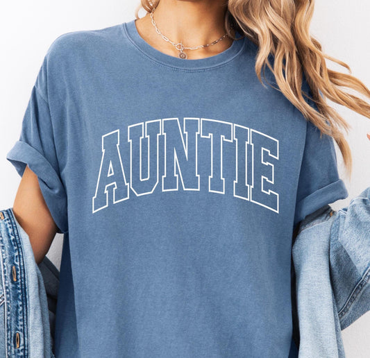 Auntie Comfort Colors® T-shirt, Pregnancy Announcement Tee, Retro Auntie Shirt, Aunt Shirt, Auntie Shirt, Pregnancy Announcement