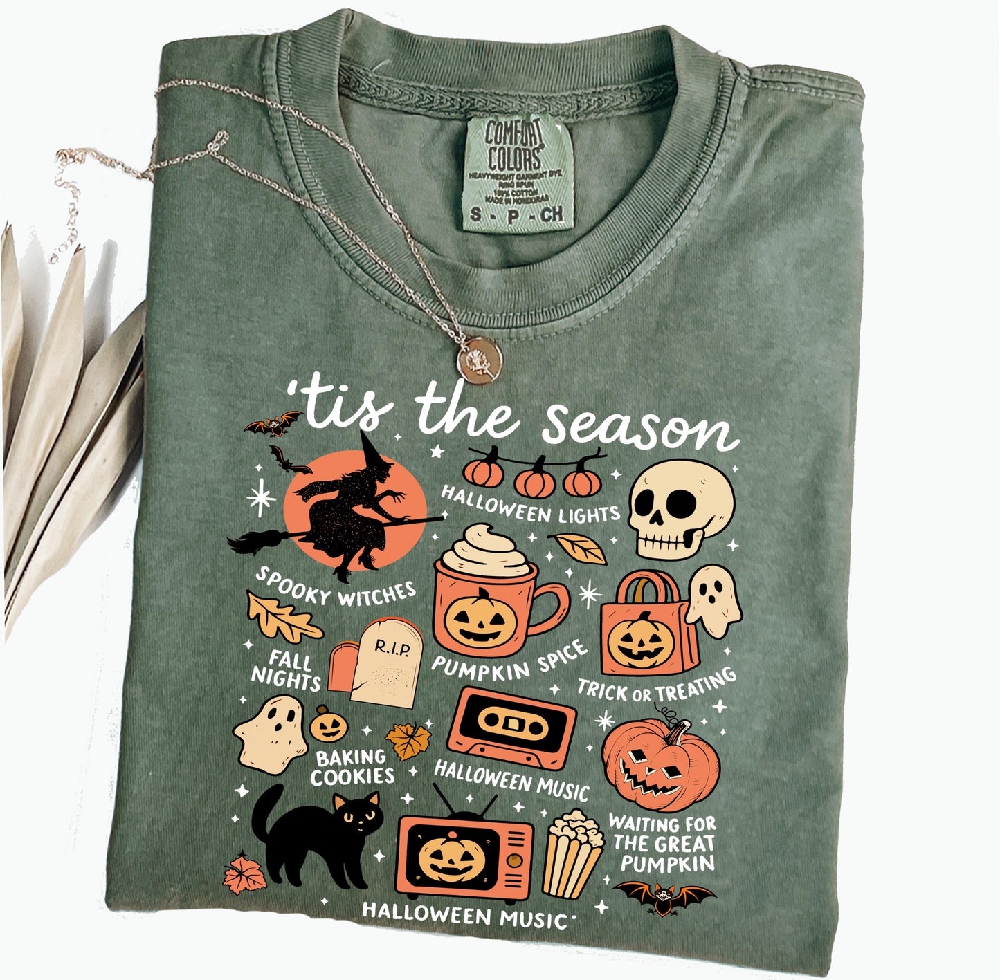 Tis The Season Halloween Comfort Colors® T-shirt, Vintage Halloween Tee, Spooky Vibes Aesthetic, Pumpkin Graphic TShirt, Fall Party Shirt