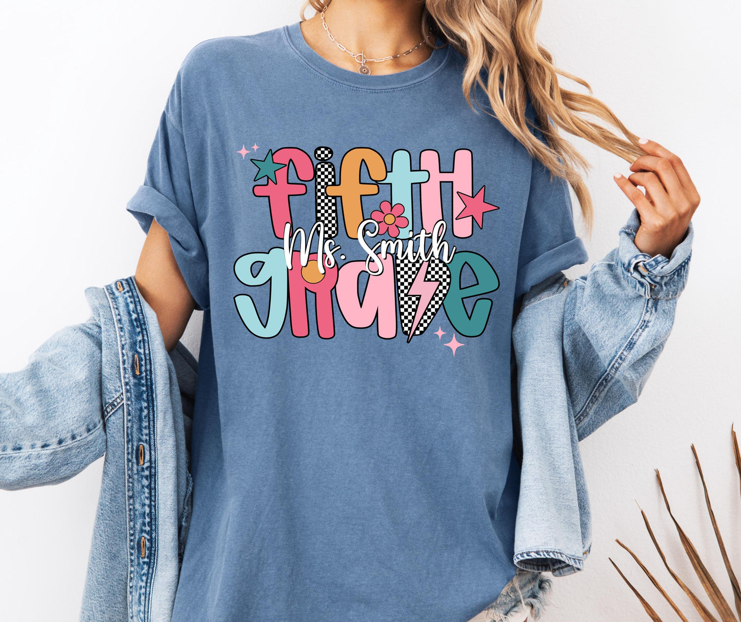 Custom Fifth Grade Teacher Shirt, Comfort Colors® 5th Grade Teacher T-Shirt, Back To School Tee, Personalized Retro Teacher Group Shirts