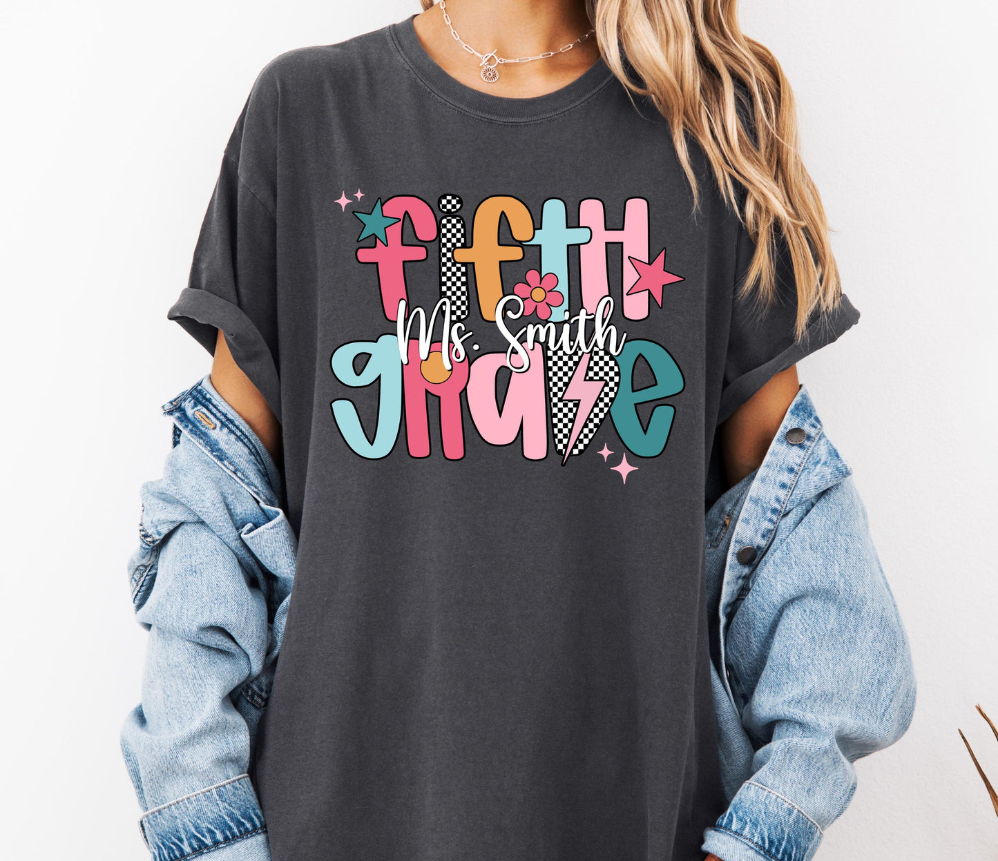 Custom Fifth Grade Teacher Shirt, Comfort Colors® 5th Grade Teacher T-Shirt, Back To School Tee, Personalized Retro Teacher Group Shirts