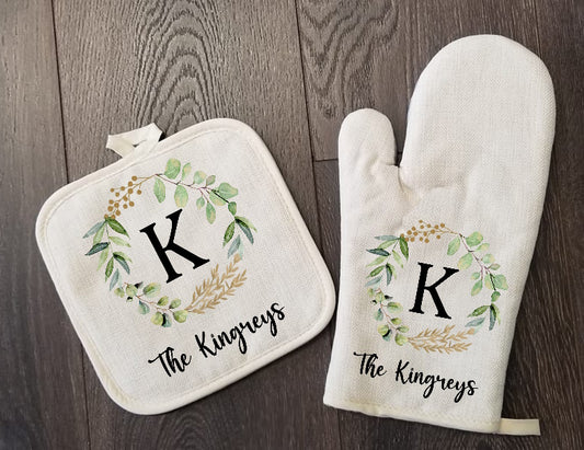 Personalized Fall Wreath Oven Mitt & Pot Holder Set