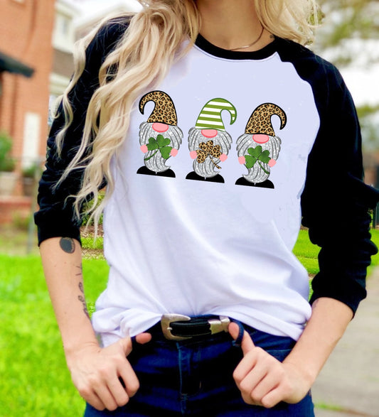 St Patrick's Day Leopard Gnomes Shamrock St Pattys Day Tee Raglan shirt