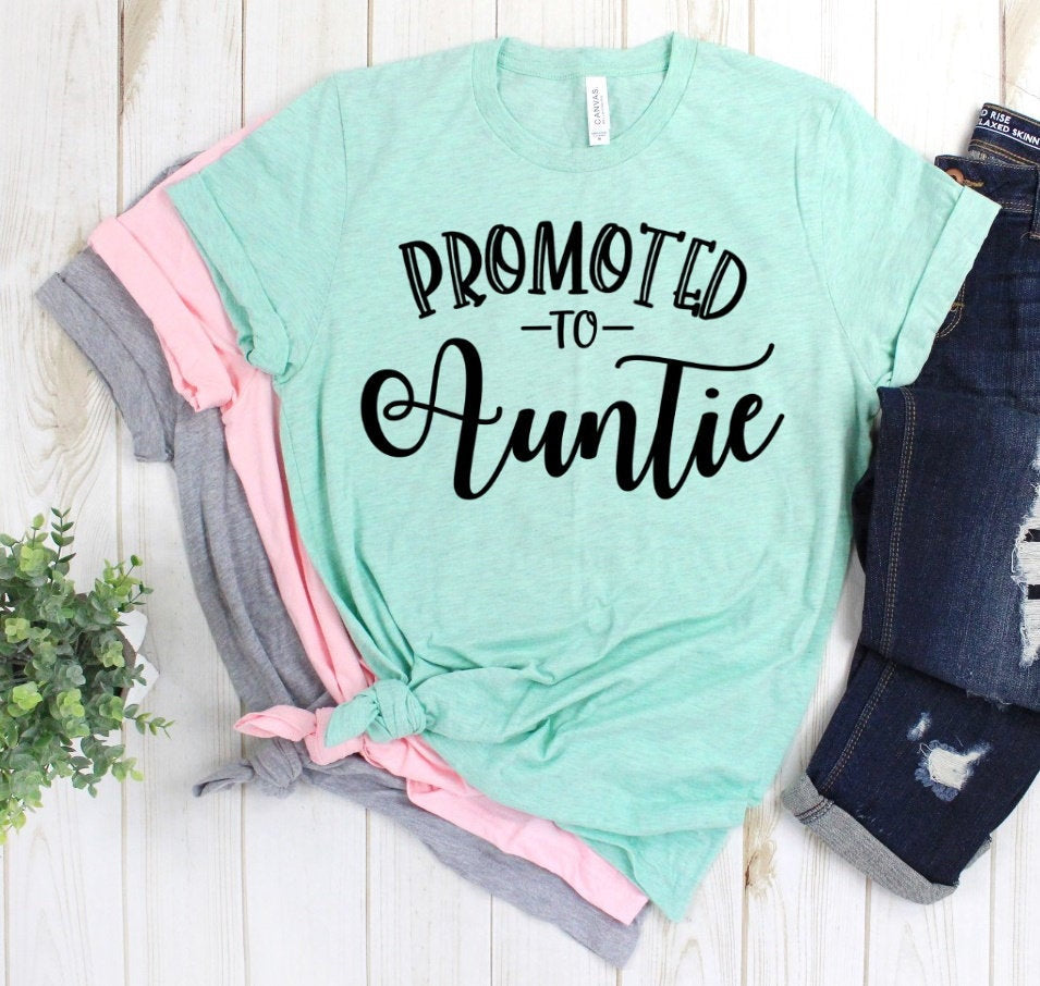 Promoted To Auntie, New Auntie, New Aunt, Aunt To Be, Pregnancy Announcement Tee Novelty T-Shirt