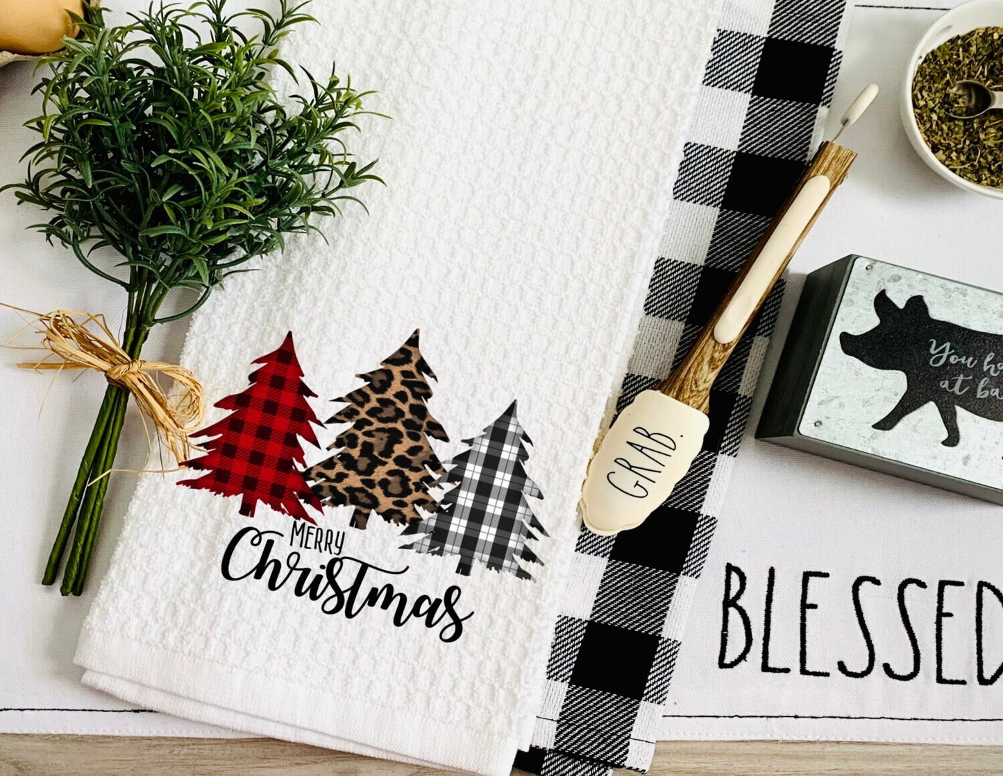 Merry Christmas Plaid Tree Tea Dish Towel - Christmas Trees Towel Kitchen Décor - New Home Gift, Housewarming Farm Decorations house Towels