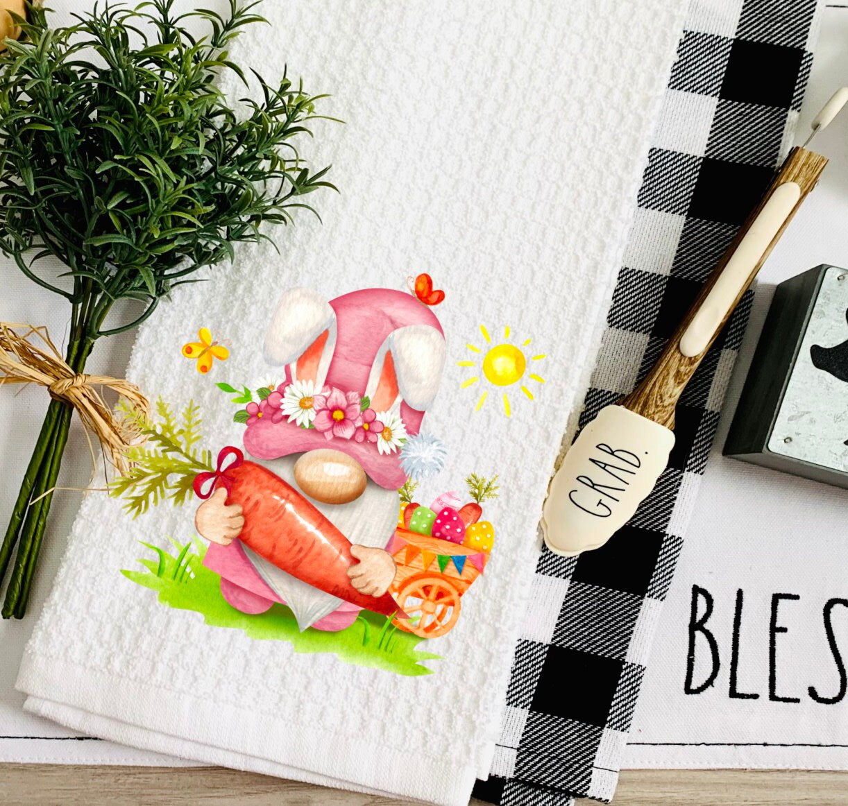Easter Gnome Tea Dish Towel - Cute Easter Bunny Gnomes Towel Kitchen Décor - Housewarming Farm Decorations house Towel