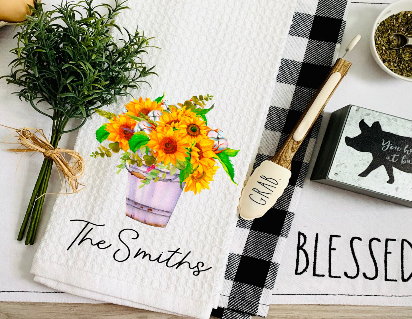 Sunflower Bouquet Tea Dish Towel - Sunflowers Bucket Towel Kitchen Décor - Housewarming Farm Decorations Farmhouse Waffle Towel