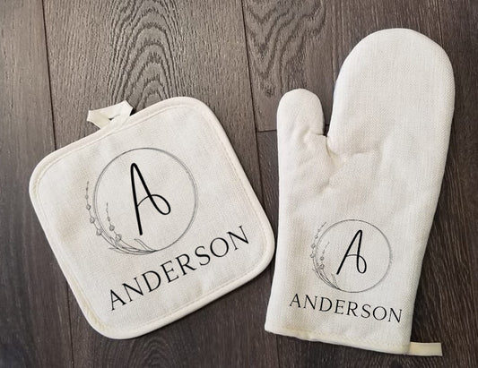 Monogram Oven Mitt & Pot Holder Set, Personalized Gift Set Wedding Bridal Shower Oven Mitts, Mother's Day, Custom Kitchen Set