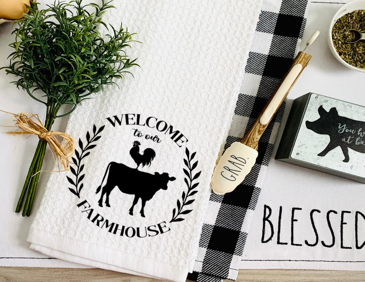 Farmhouse Kitchen Decor - Farm Animal Kitchen Towels