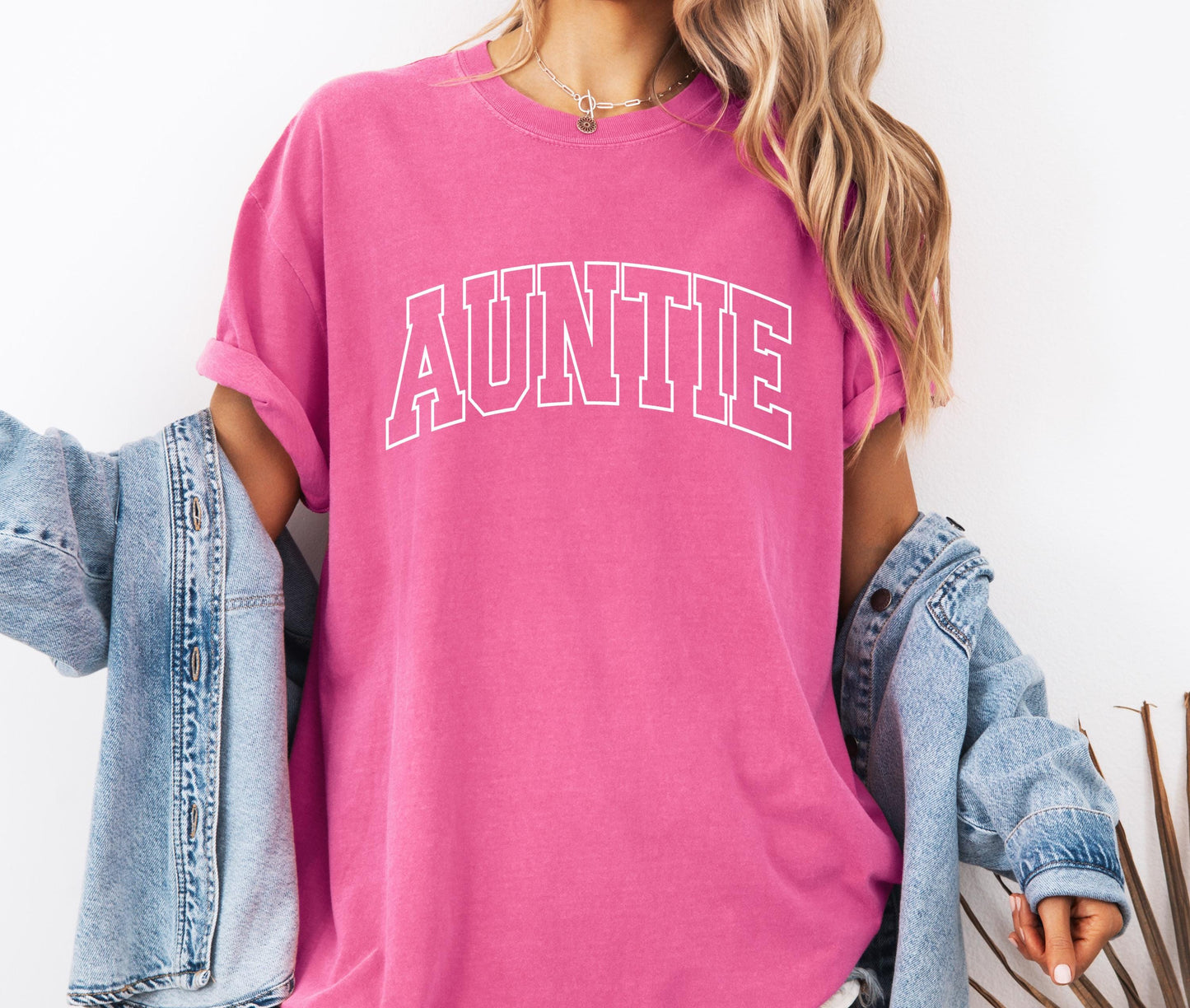 Auntie Comfort Colors® T-shirt, Pregnancy Announcement Tee, Retro Auntie Shirt, Aunt Shirt, Auntie Shirt, Pregnancy Announcement