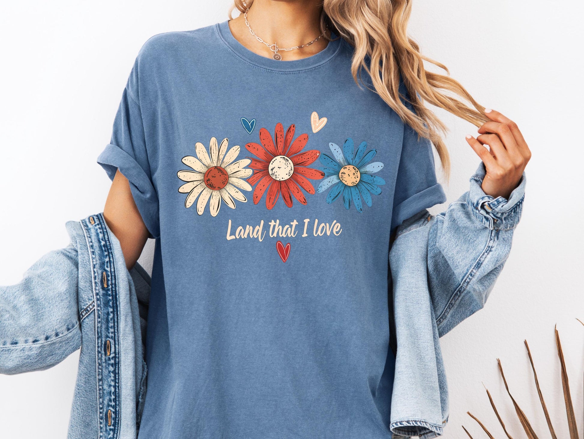 Land That I Love Comfort Colors® Daisy T-shirt, Cute Trendy Graphic Tee For Woman, 4th of July, Memorial Day