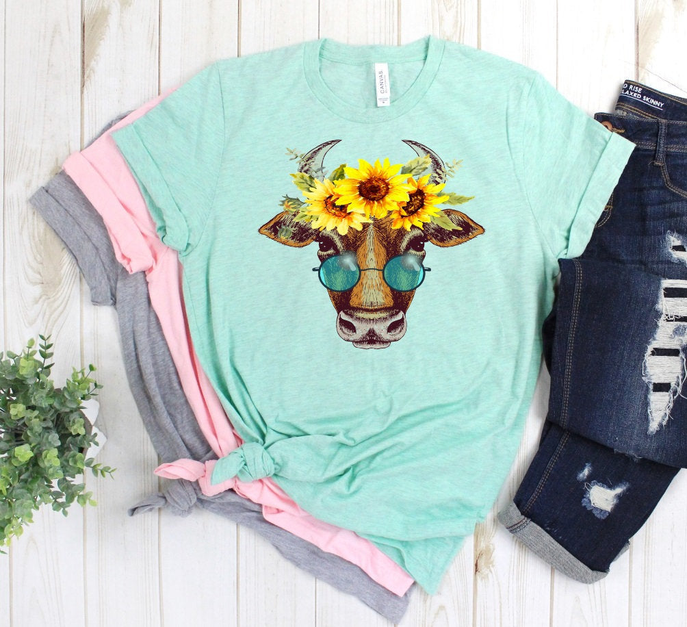 Sunflower Glasses Cow Farmer Farm Girl Farming Humor Novelty T-Shirt