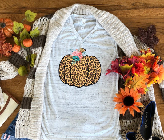 Leopard Print Pumpkin Fall Autumn Bella Unisex V Neck T-Shirt