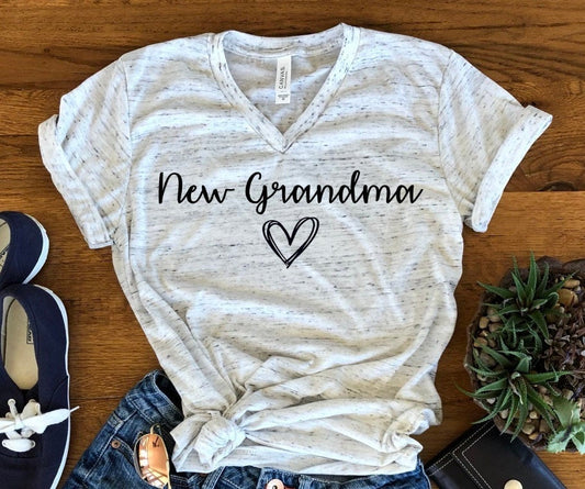 New Grandma Pregnancy Reveal Announcement Bella Unisex V Neck T-Shirt