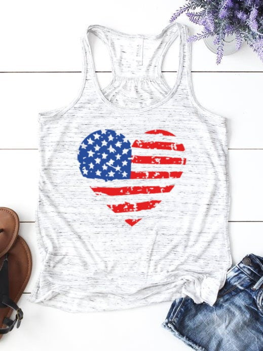 Patriotic Peace Distressed Heart American Pride Woman&#39;s Novelty Tank Top T-Shirt