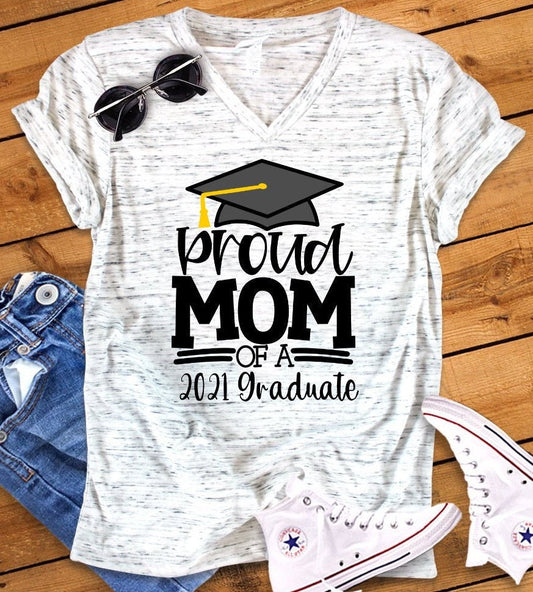 Proud Mom Of A 2021 Graduate Graduation Unisex V Neck Graphic Tee T-Shirt
