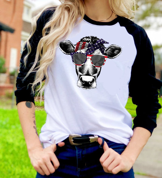 USA Patriotic Cow Heifer Americana American Pride t-shirt Raglan shirt Novelty Graphic Tee T-Shirt Raglan