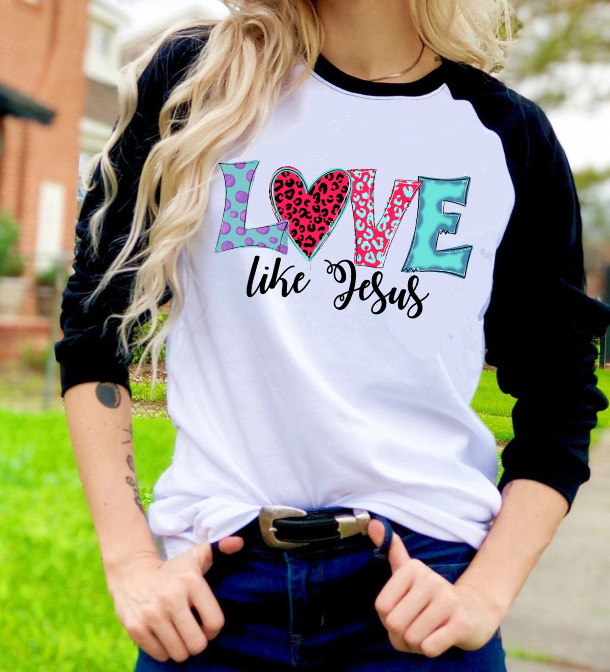 Love Like Jesus Doodle Letters t-shirt Raglan shirt Novelty Graphic Tee T-Shirt Raglan