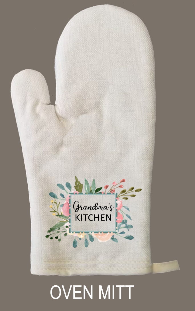 Grandma's Kitchen Oven Mitt & Pot Holder Set, Grandma Gift Set Personalized Oven Mitts, Gifts for Mom, Mimi's Kitchen Camping RV