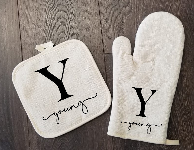 Personalized Oven Mitt & Pot Holder Set, Monogram Gift Set Wedding Bridal Shower Oven Mitts, Gifts for Mom, Camping RV