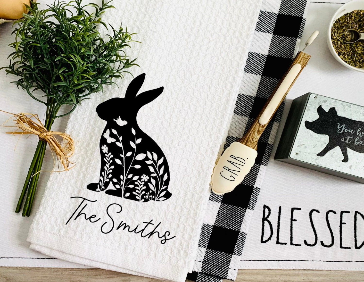 Floral Rabbit Silhouette Personalized Kitchen Dish Towel - Easter Bunny Tea Towel Kitchen - New Home Gift Farm Decorations house Decor Towel