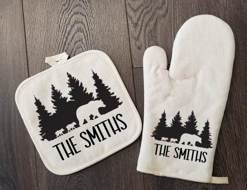 Mountain Bears Trees Personalized Oven Mitt & Pot Holder Set, Mountains Cabin Tree Gift Set Oven Mitts, Farmhouse, RV Camper Set