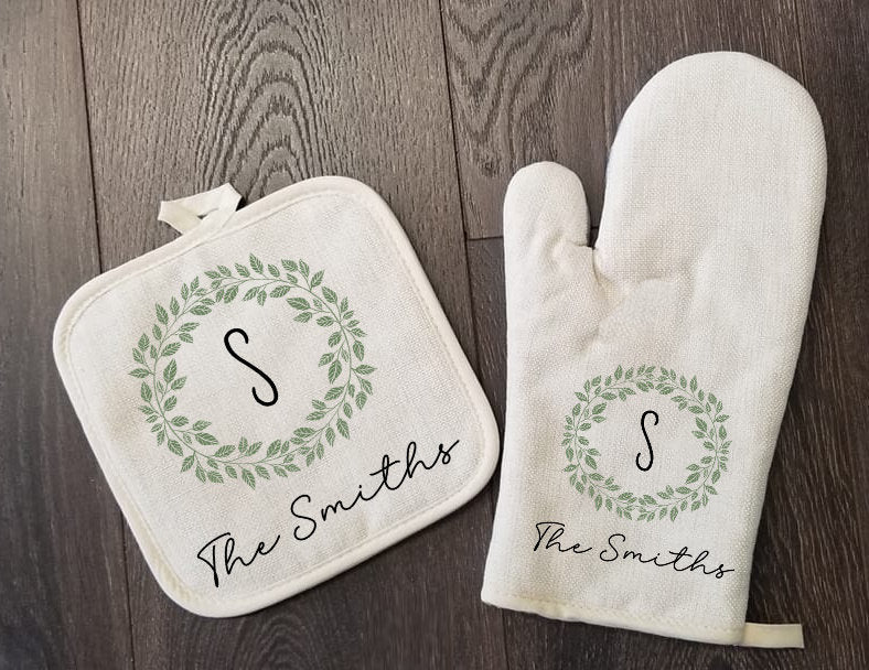 Monogram Oven Mitt & Pot Holder Set, Leaf Wreath Personalized Gift Set Wedding Bridal Shower Oven Mitts, Mother's Day, Custom Kitchen Set