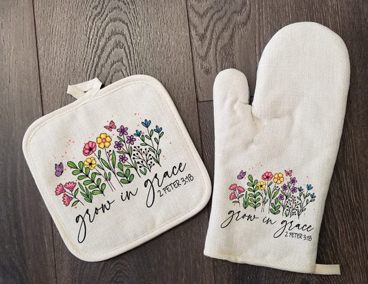 Grow In Grace Oven Mitt & Pot Holder Set, Floral Christian Gift Set Personalized Oven Mitts, Gifts for Mom, Gift for Aunt, Hostess Gift