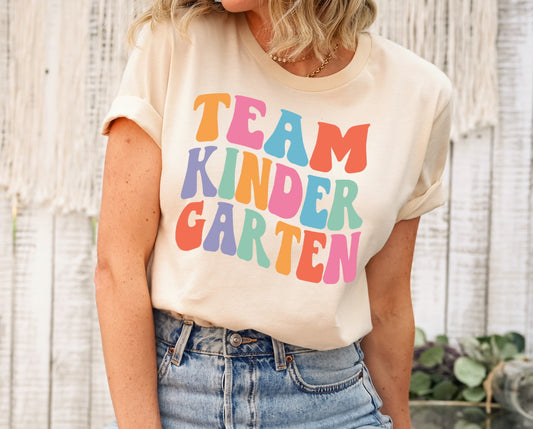 Retro Kindergarten Team Back To School Kinder Teacher Novelty T-Shirt